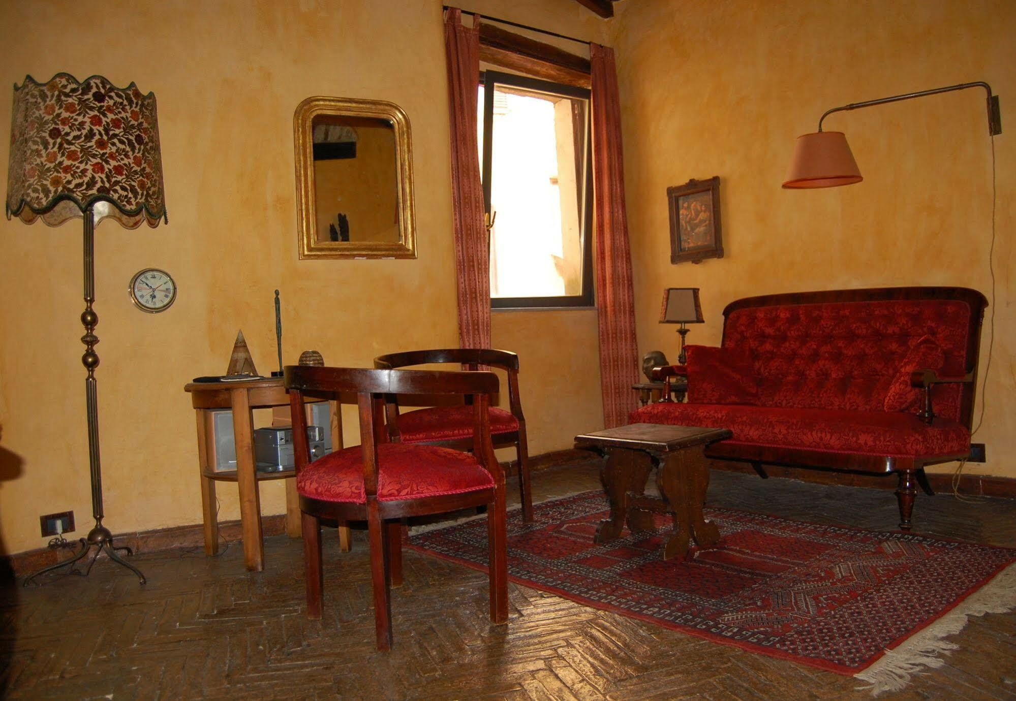 Campo De Fiori Apartment