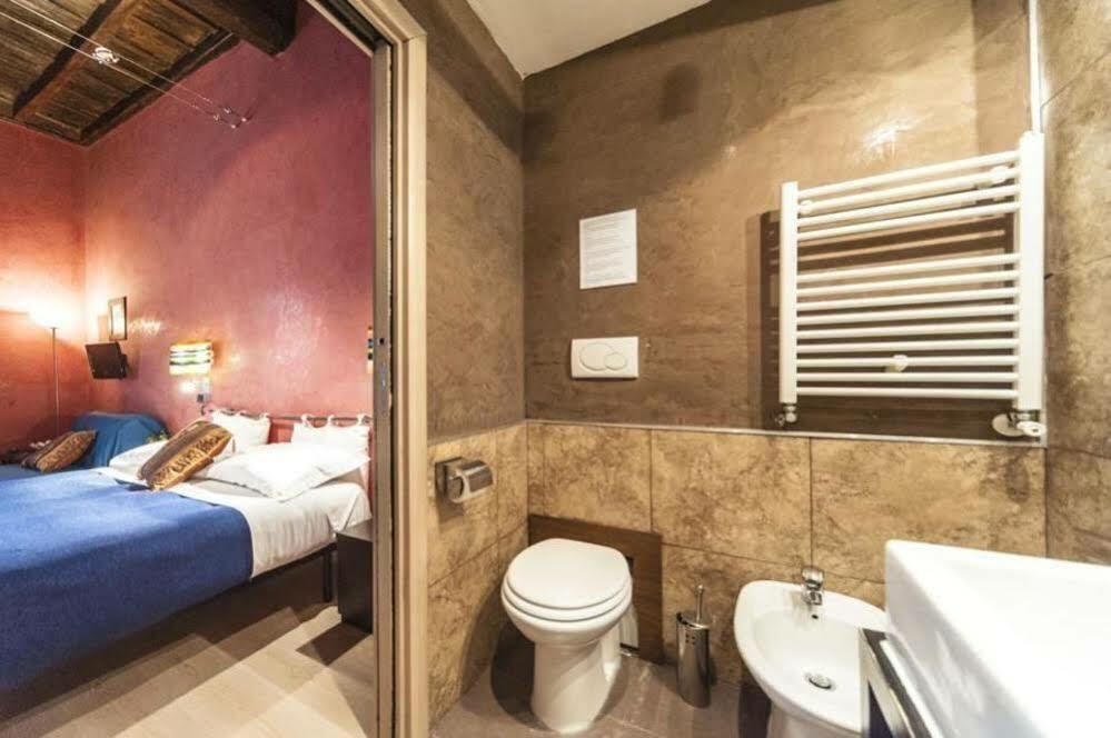 Campo De Fiori Apartment *